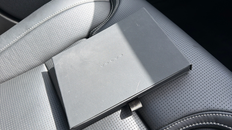 Volvo S90 2.0 T8 RC PHEV [455] Ultimate Dark 4dr AWD Auto Saloon